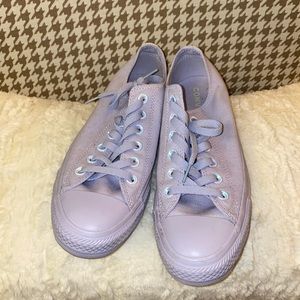 Converse Lavender Purple Sneakers size 9 women’s